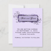 Lila Abstrakte Blumenhochzeit Sichern Sie das Datu Einladung (Vorderseite)