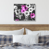 Lila afrikanische Daisy-Blume - teilweise Farbe Leinwanddruck (Insitu (Schlafzimmer))