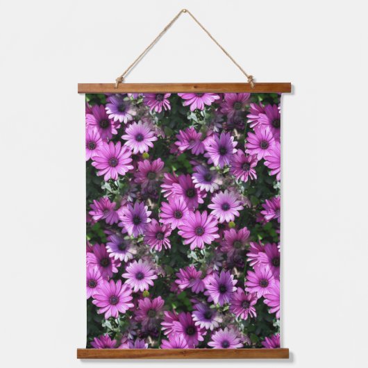 Lila afrikanisches Daisy-Blume Naturmuster Wandteppich Mit Holzrahmen (Vorderseite)