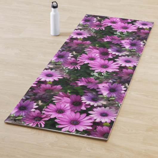 Lila afrikanisches Daisy-Blume Naturmuster Yogamatte (Beispiel)