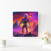 Lila Alien Quadratische Wanduhr (Zuhause)