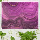 Lila Amethyst und Abstraktes Gold Geschirrtuch (Gefaltet)