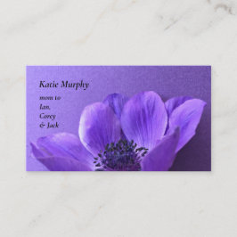 Lila Anemon auf gleichfarbigem Hintergrund Visitenkarte