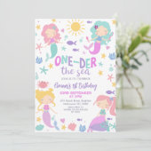 Lila Aquamariner Meerjungfrauentag 1. Geburtstag Einladung (Stehend Vorderseite)