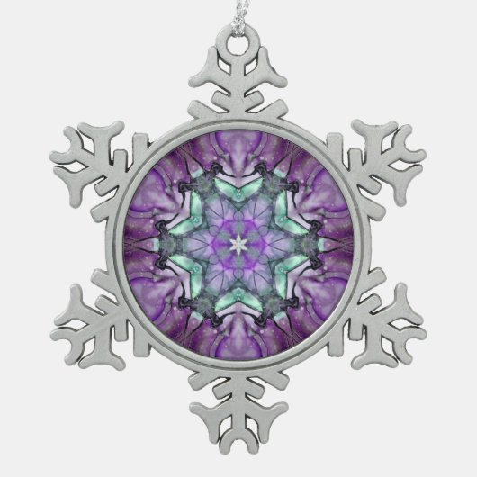 Lila Aquamariner schwarzer Blumenstar Snowflake Schneeflocken Zinn-Ornament (Vorderseite)