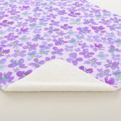 Lila Aquarellfarben Blume lila Design Fleece leer Sherpadecke (3/4)