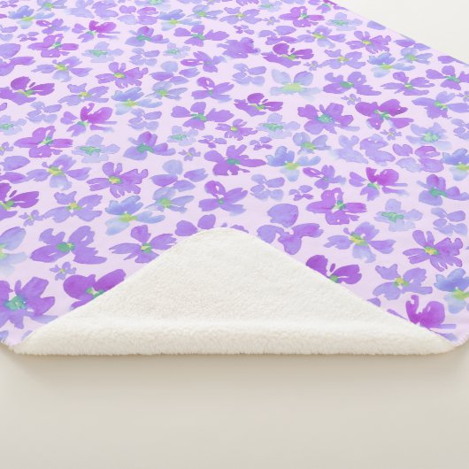 Lila Aquarellfarben Blume lila Design Fleece leer Sherpadecke (3/4)