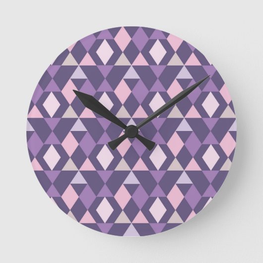 Lila arabisches geometrisches Muster Runde Wanduhr (Vorderseite)