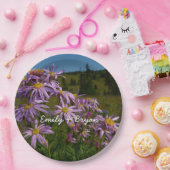 Lila Aster-Blume auf dem Rainier Pappteller (Party)