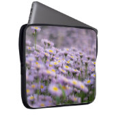 Lila Aster-Blume Laptopschutzhülle (Vorne Rechts)