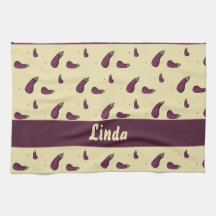 Lila Auberginen auf gelb