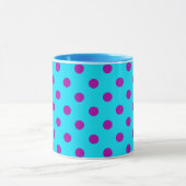Lila auf blauem Punkte-Muster-Design Tasse (Zentrum)