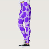 Lila auf Lila Polka Dot Leggings (Links)
