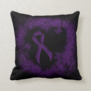 Lila Awareness Ribbon Grunge Herz Kissen