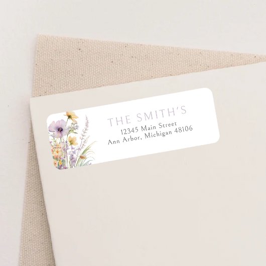 Lila Baby in Blütendusche Rücksendeadresse