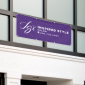 Lila Banner für den Inpired Style Salon (Äußeres Gebäude)