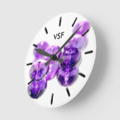 Lila Beads personalisierte Initialuhr Runde Wanduhr (Winkel)