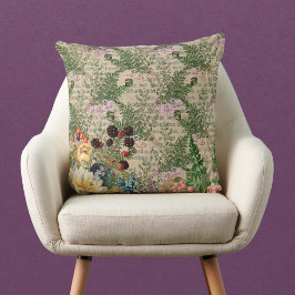 Lila Berries und Rose auf Newsprint Ephemera Kissen