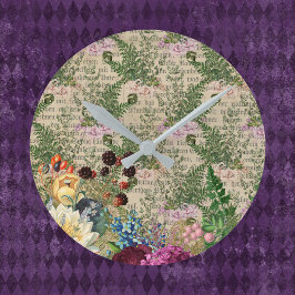 Lila Berries und Rose auf Newsprint Ephemera Runde Wanduhr