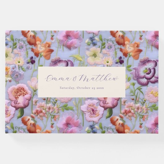 Lila bestickte Blume Maximalistische Hochzeit Gästebuch (Vorderseite)