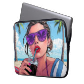 Lila Bikini, Sonnenbrille und Bandana Laptopschutzhülle (Vorderseite Links)