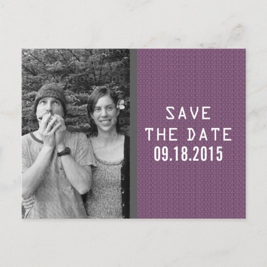 Lila binärer Code Foto Save the Date Postkarte (Vorderseite)