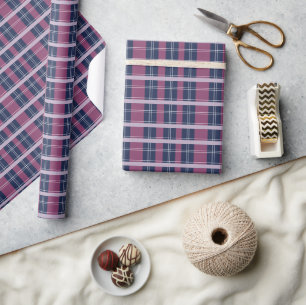 Lila Blau Kariertes Tartan Muster Feiertage Geschenkpapier