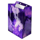 Lila Blau und Coole Abstrakte Formen Mittlere Geschenktüte (Rückseite Schrägansicht)