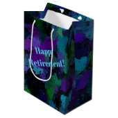 Lila, blau und schwarz Abstrakt Mittlere Geschenktüte (Vorderseite Schrägansicht)