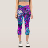 Lila, blaue, moderne Abstrakte Fluid Art Marmorzel Capri Leggings (Vorderseite)