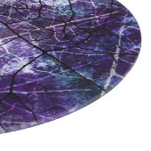 Lila, blaue und rote Knisterngrunge-Beschaffenheit Schneidebrett (Ecke)