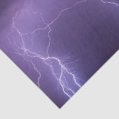 Lila Blitz in einem nächtlichen Donnersturm Seidenpapier (Ausschnitt)