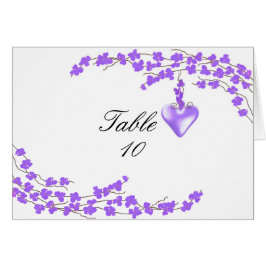 Lila Blossom- und Herztisch-Sitzzahl