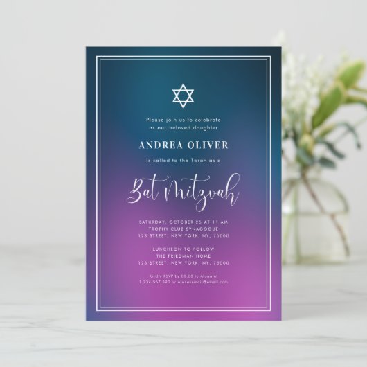 Lila Blue Gradient & Frame Bat Mitzvah Party Einladung (Stehend Vorderseite)