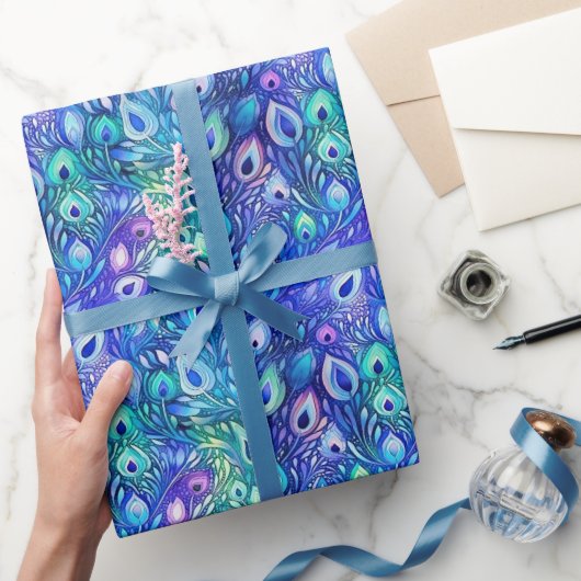 Lila Blue Mint Peacock Feathers Geschenkpapier (Schenken)