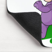 Lila Blumaroo, das durch Roo Insel marschiert Mousepad (Ecke)