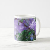 Lila Blume Kaffeetasse (VorderseiteRechts)