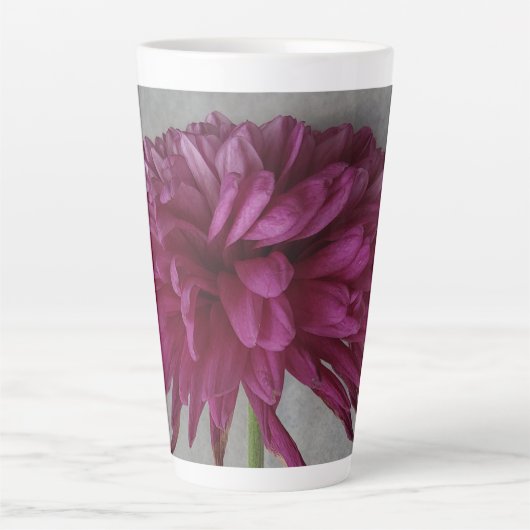 Lila Blume Latte Tasse (Vorderseite)