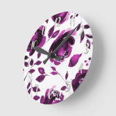 Lila Blume mit Blumenbeeren Elegante Eleganz Runde Wanduhr (Winkel)