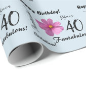 Lila Blume / Pastellblau / 40 und fabelhaft Geschenkpapier (Rolleneckpunkt)