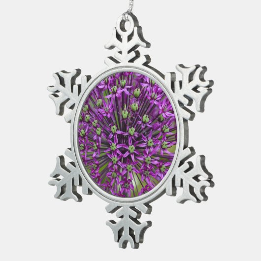 Lila Blume Schneeflocken Zinn-Ornament (Rechts)