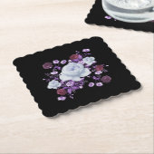 LILA-BLUME, SCHWARZER HINTERGRUND UNTERSETZER (angewinkelt)