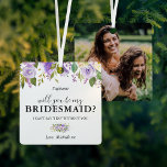 Lila Blume sei mein Foto von Bridesmaid Ornament Aus Metall<br><div class="desc">Eleganter Sake Bräunungszauber mit eleganten Aquarellblumen,  lila Blumen,  einem wertvollen Foto,  dem Sprichwort "Werden Sie meine Brautjungfrau?" und den Namen.</div>
