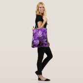 Lila Blume Tote Tasche (Am Model)