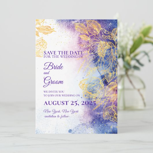 Lila Blume und Gold Save the Date Karte (Stehend Vorderseite)