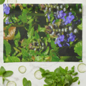 Lila Blume und Hummeln Geschirrtuch (Gefaltet)