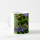 Lila Blume und Hummeln Kaffeetasse (Vorderseite Links)