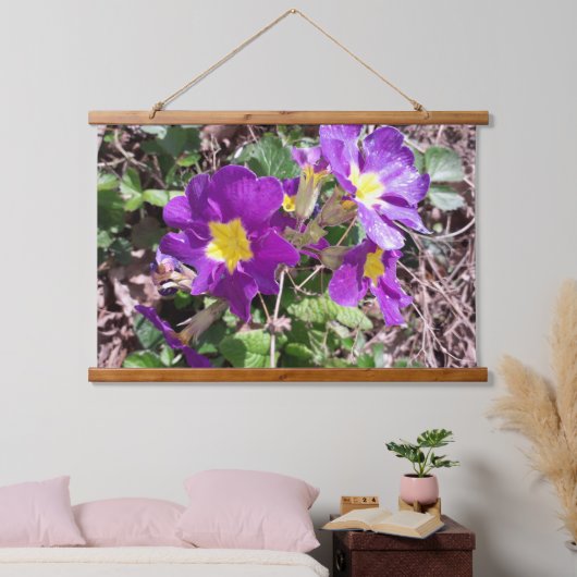 Lila Blume Wandteppich Mit Holzrahmen (Schlafzimmer)