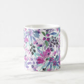 Lila Blumen & Berries: Aquarell Kaffeetasse (VorderseiteRechts)