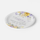 Lila Blumen, gelbe Blumen, erster Geburtstag Pappteller (Schrägansicht)